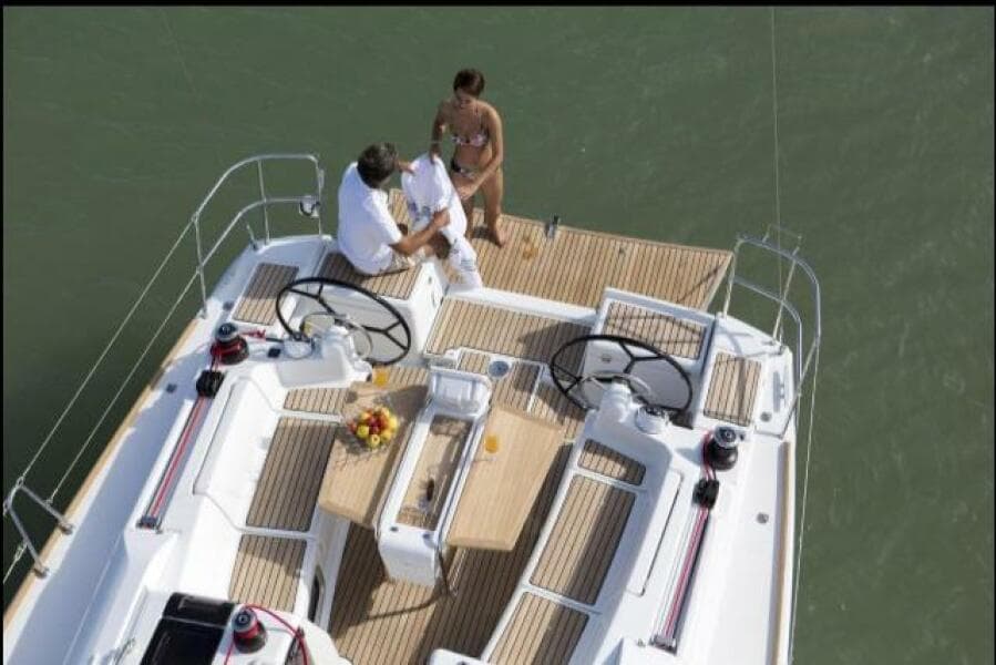 2017 Jeanneau 419