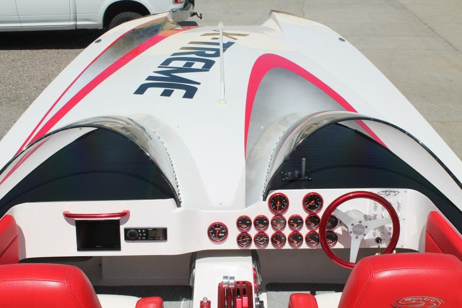 2004 Spectre 