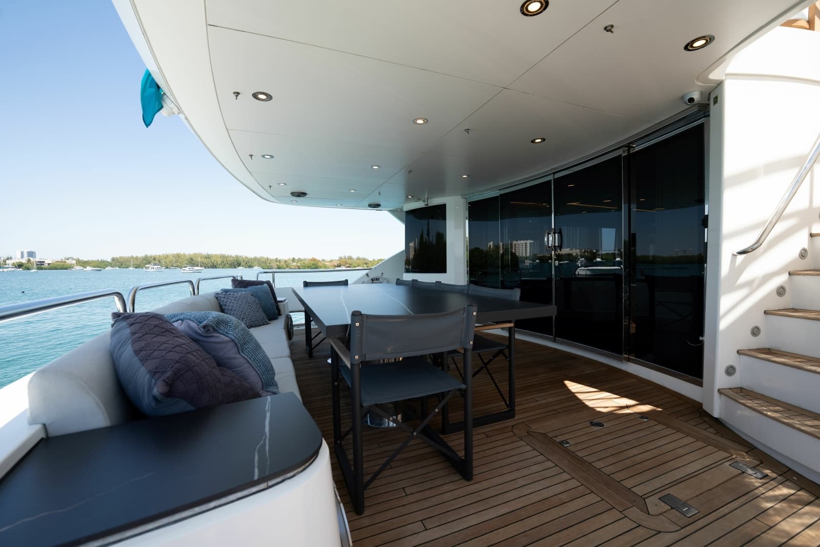 2010 Sunseeker 34 Metre Yacht