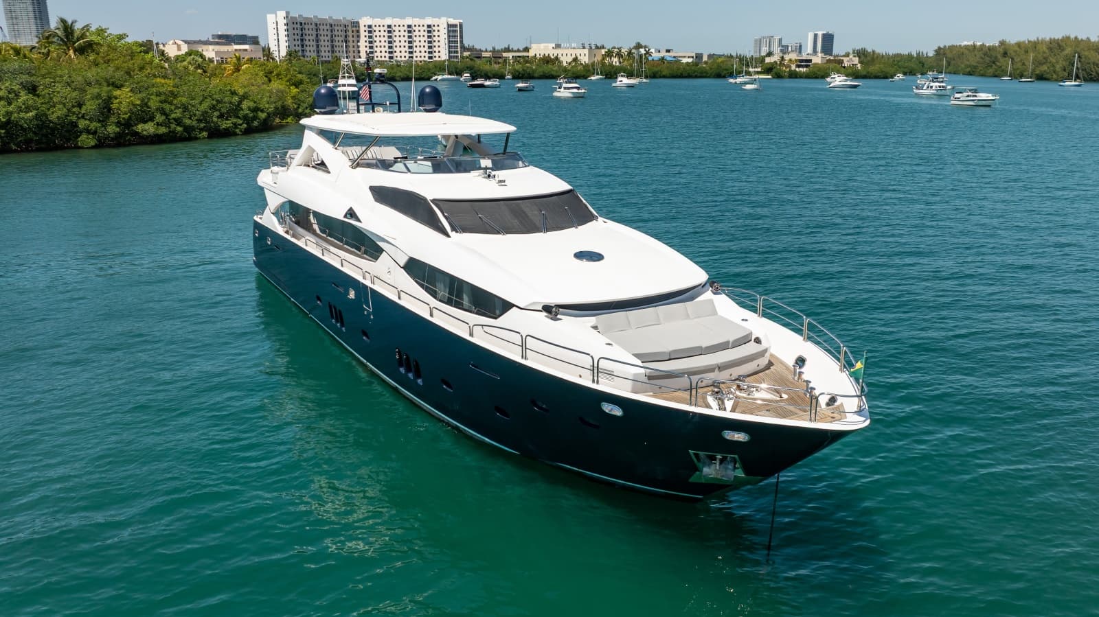 2010 Sunseeker 34 Metre Yacht