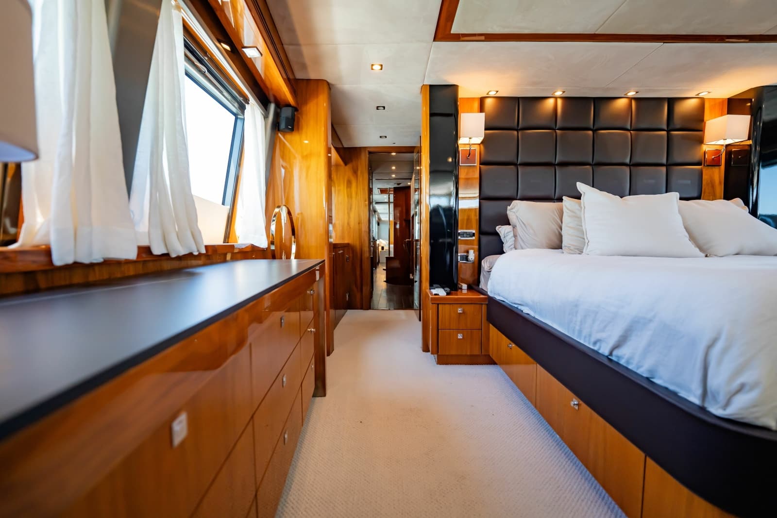 2010 Sunseeker 34 Metre Yacht
