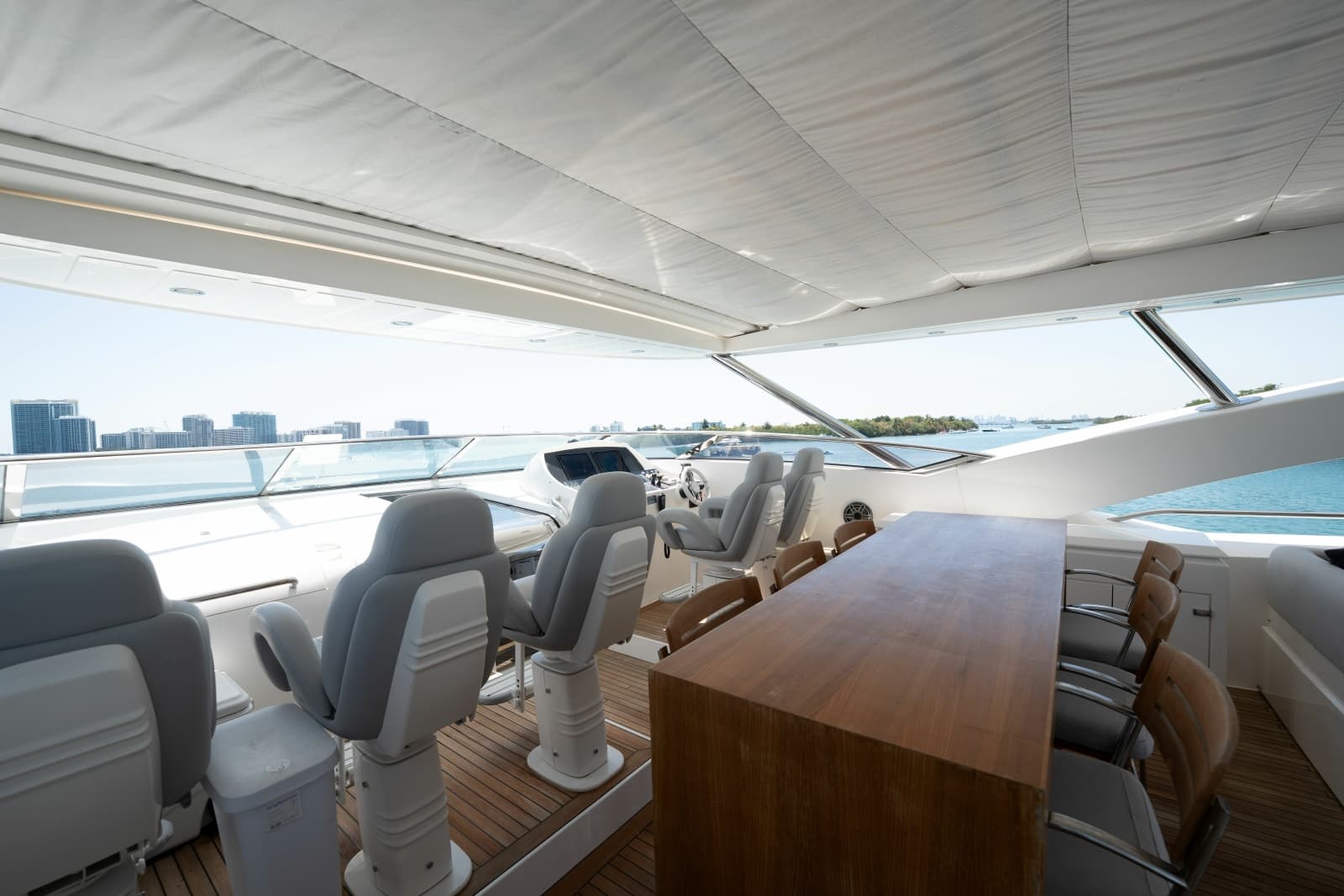 2010 Sunseeker 34 Metre Yacht
