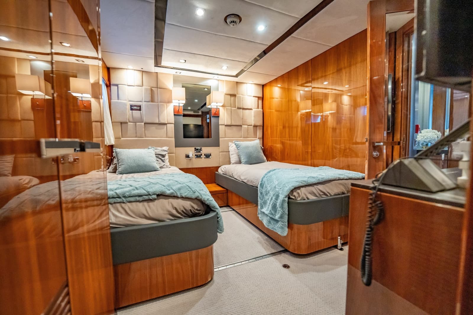 2010 Sunseeker 34 Metre Yacht