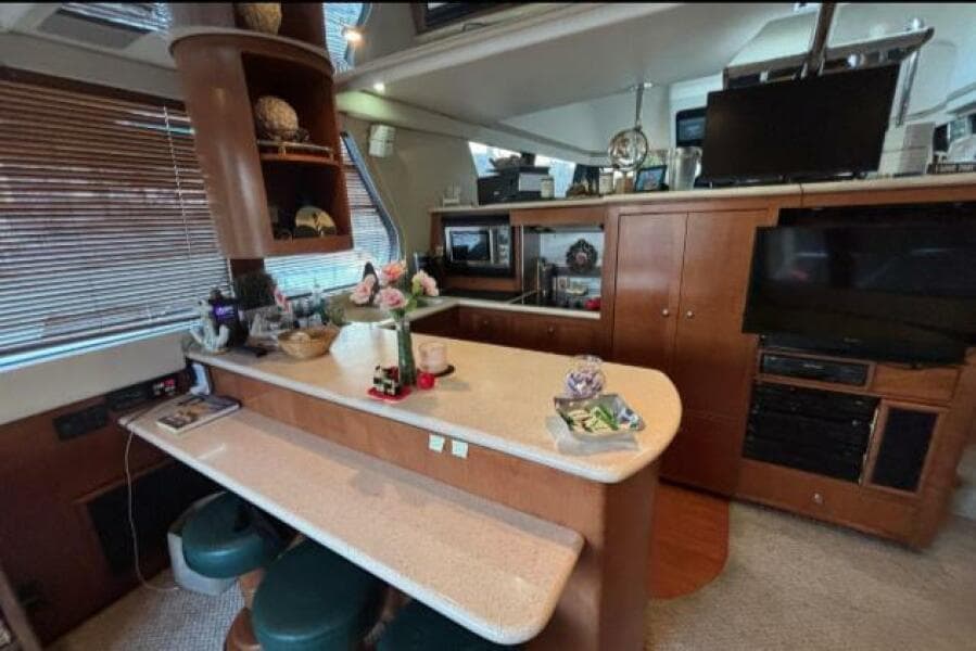 1998 Carver 530 Voyager