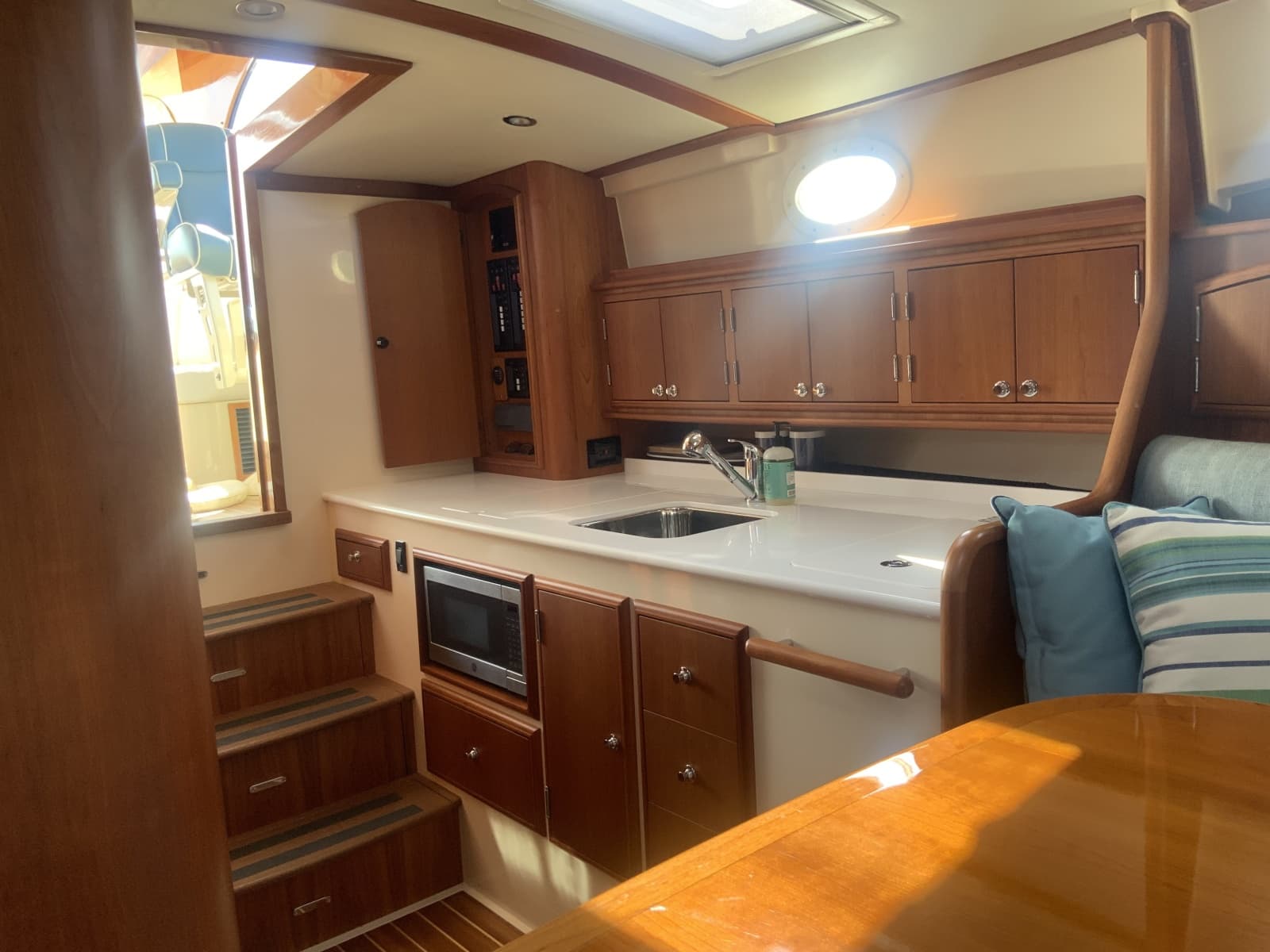 2019 Hinckley PB40
