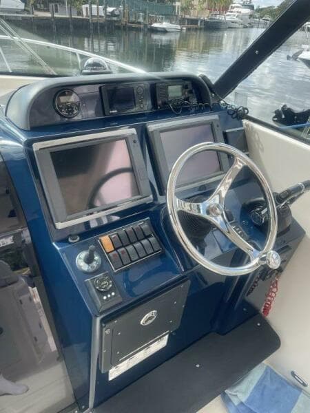 2014 Pursuit OS 315