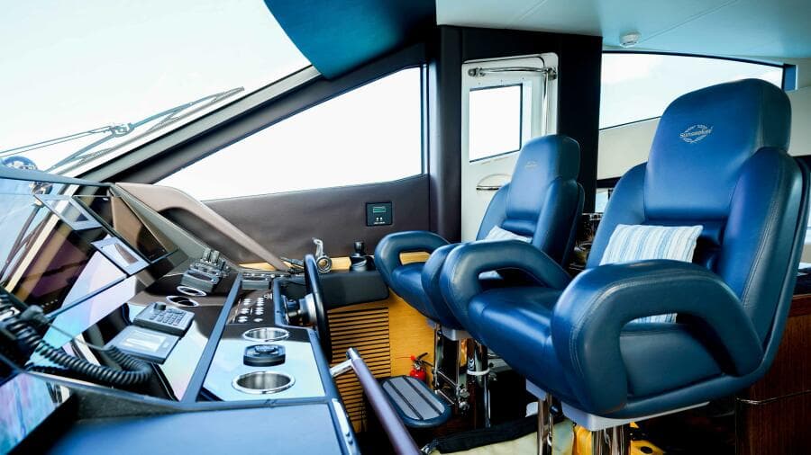 2016 Sunseeker 75 Yacht