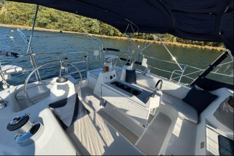 2004 Catalina 400