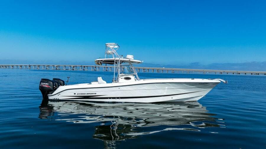 2004 Hydra-Sports Vector 3300 CC