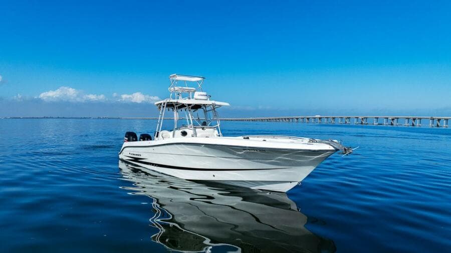 2004 Hydra-Sports Vector 3300 CC
