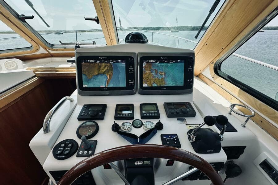 2007 Sabre 34 Express
