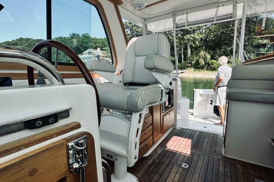 2007 Sabre 34 Express
