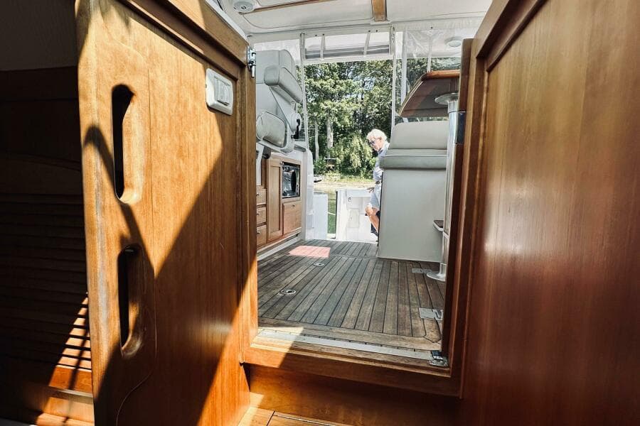 2007 Sabre 34 Express