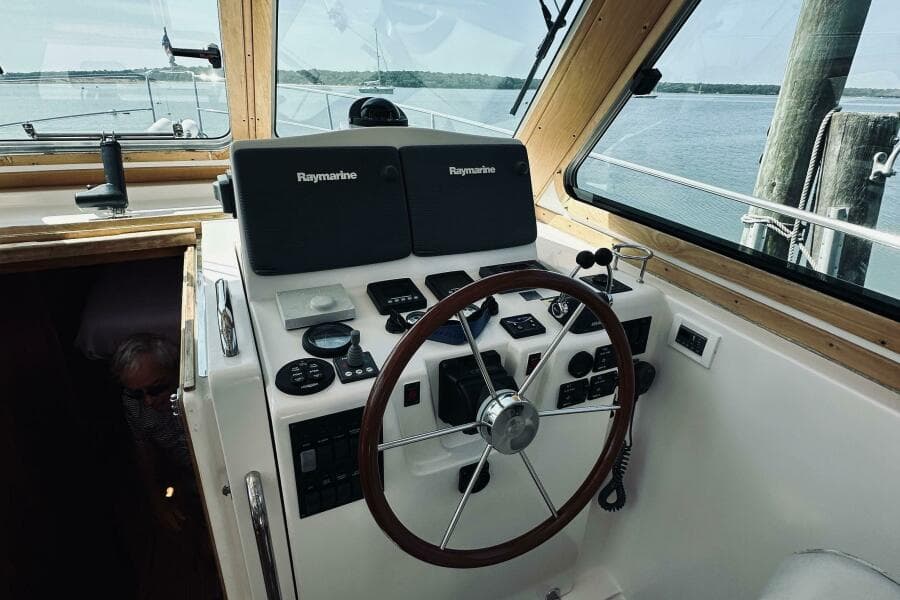 2007 Sabre 34 Express