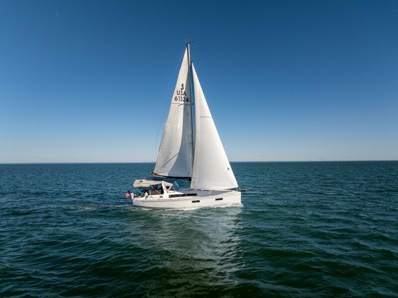2019 Beneteau Oceanis 38.1