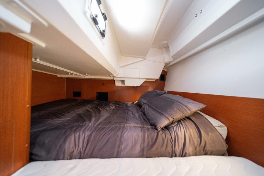 2019 Beneteau Oceanis 38.1
