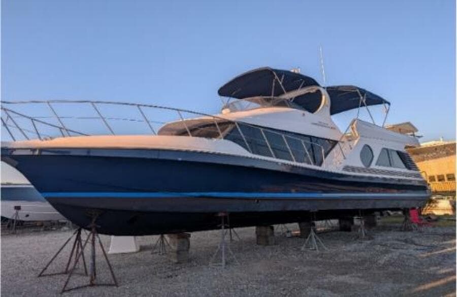 2007 Bluewater 5200