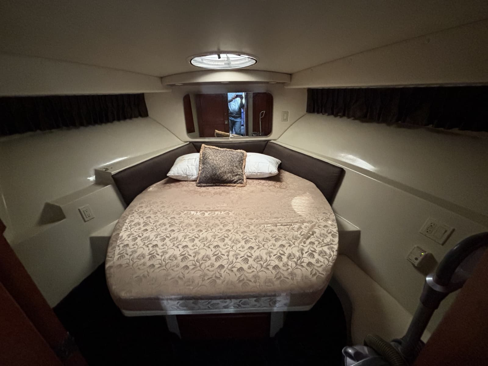 2007 Bluewater 5200