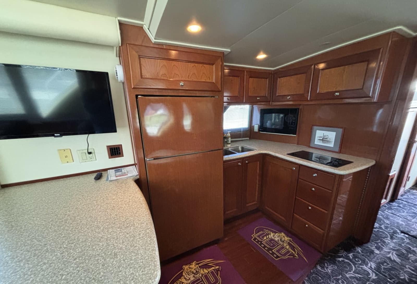2007 Bluewater 5200