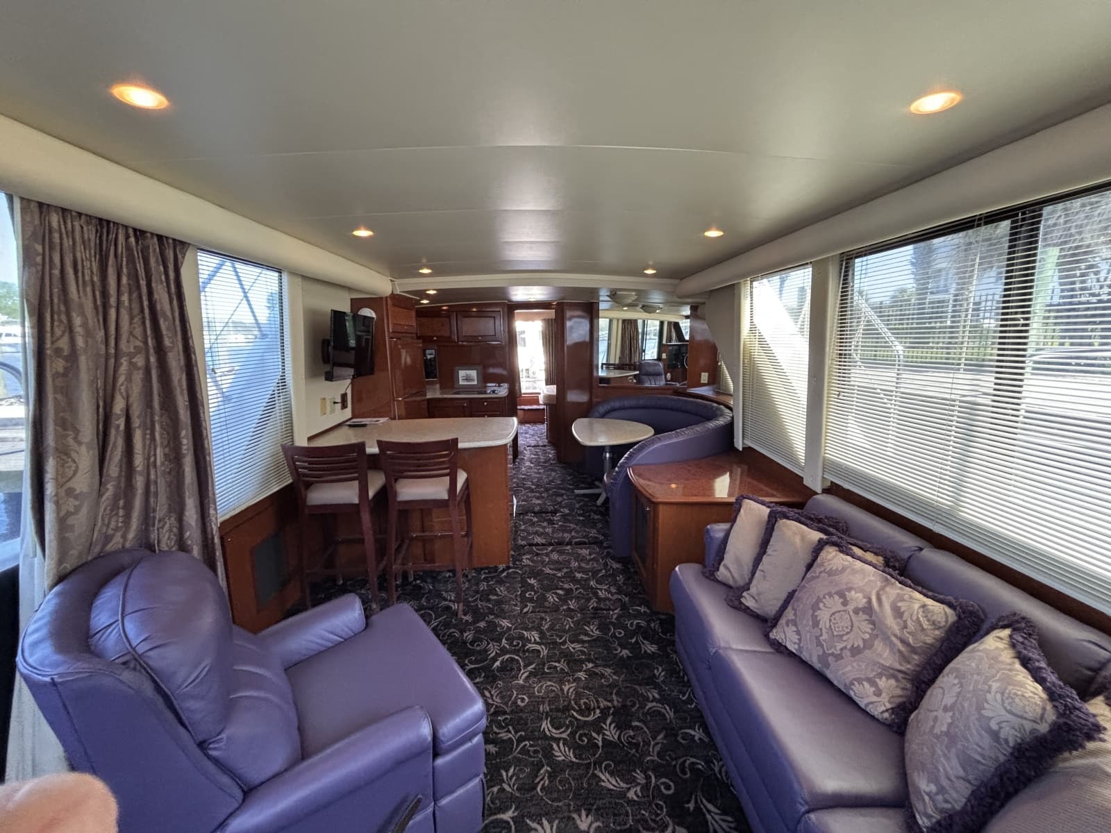 2007 Bluewater 5200