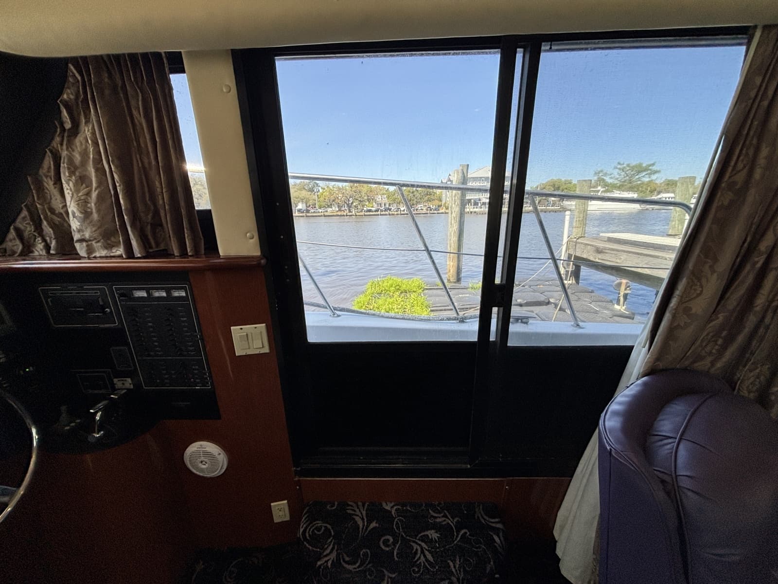 2007 Bluewater 5200