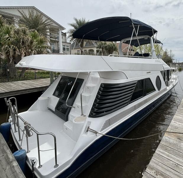 2007 Bluewater 5200