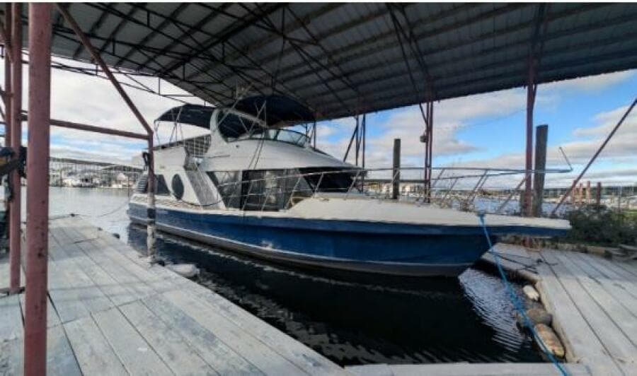 2007 Bluewater 5200