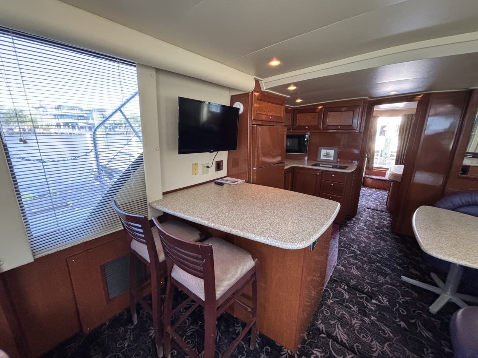 2007 Bluewater 5200