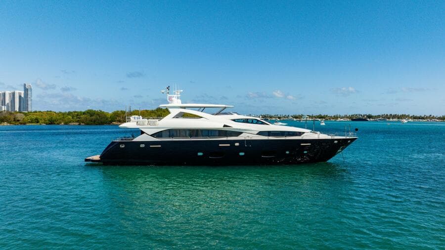 2011 Sunseeker 34 Metre Yacht
