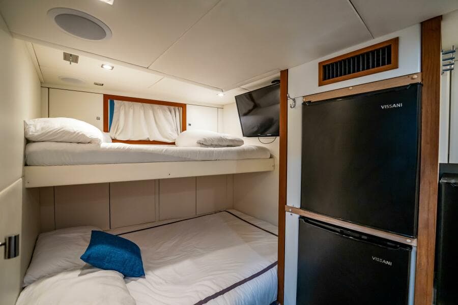 2011 Sunseeker 34 Metre Yacht