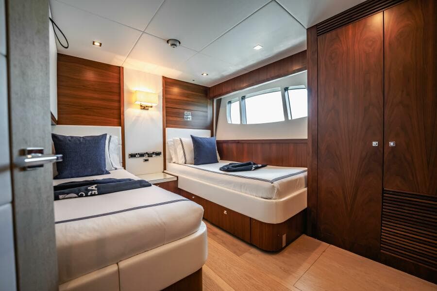 2011 Sunseeker 34 Metre Yacht