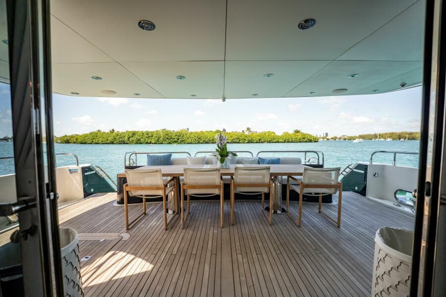 2011 Sunseeker 34 Metre Yacht