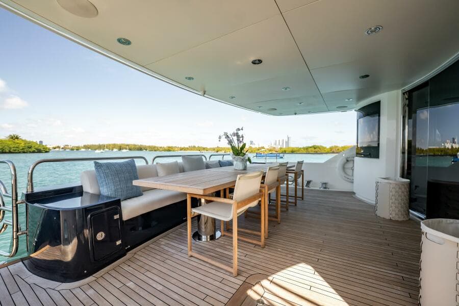 2011 Sunseeker 34 Metre Yacht
