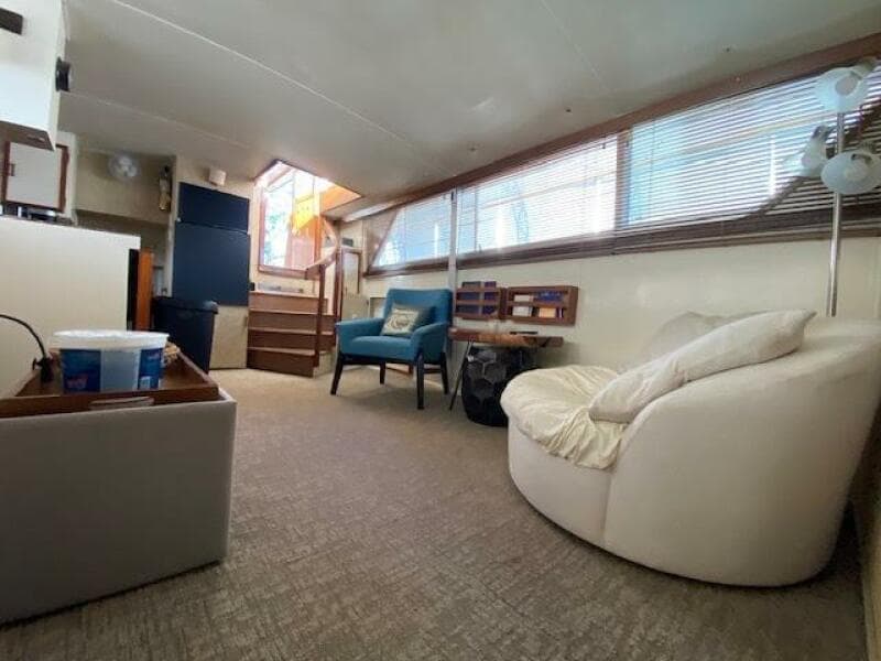1972 Chris-Craft Commander Flush Deck