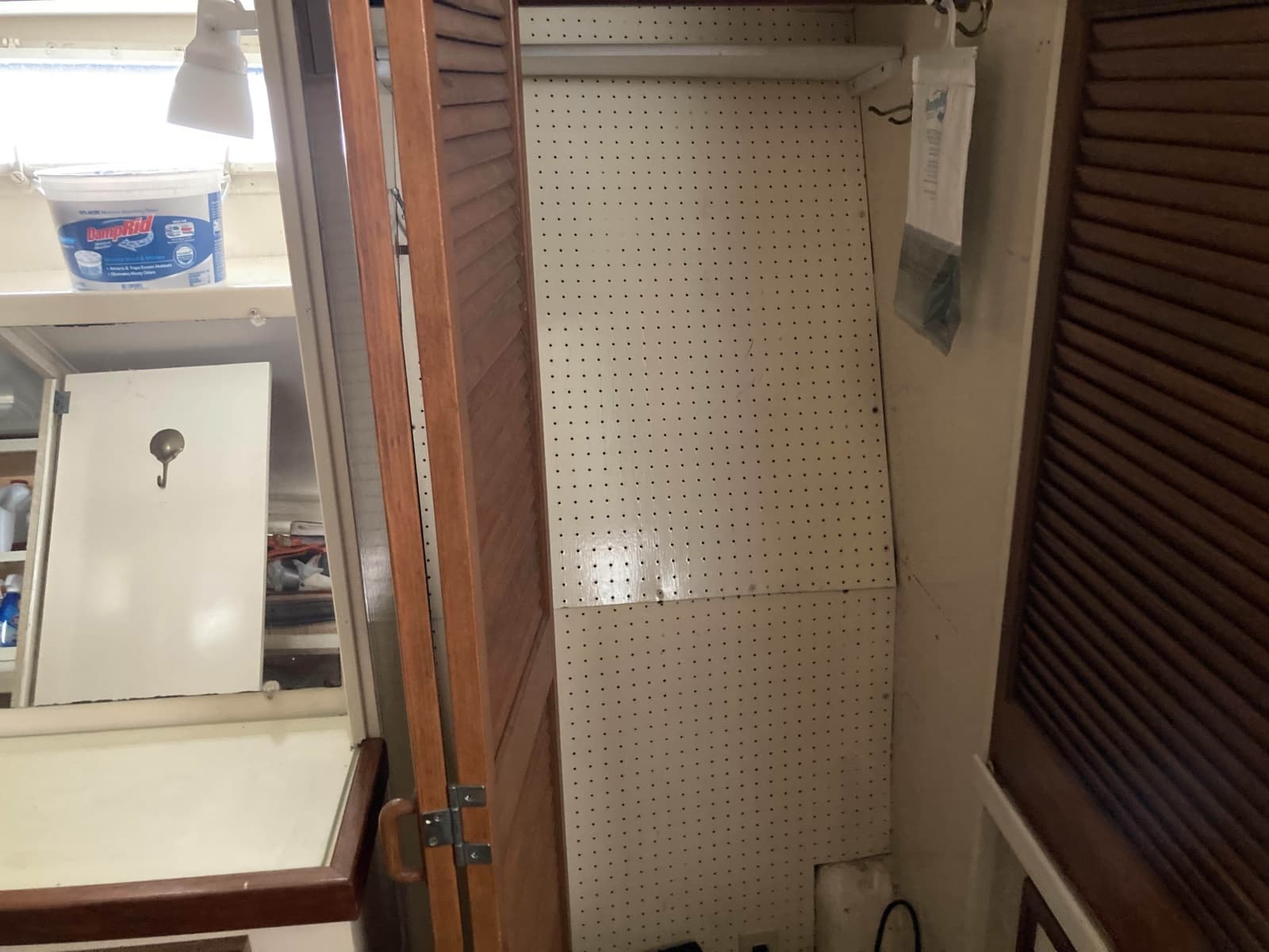 1972 Chris-Craft Commander Flush Deck