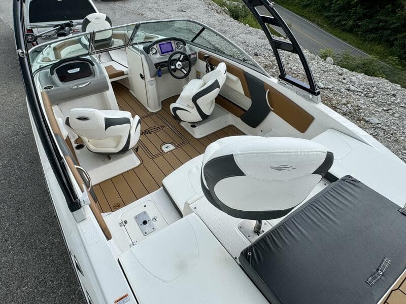 2023 Chaparral 21 SSi Ski & Fish