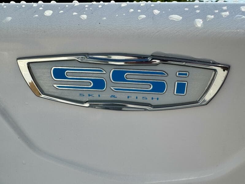 2023 Chaparral 21 SSi Ski & Fish