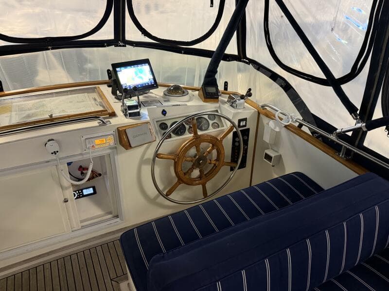 1991 Grand Banks 42 Classic