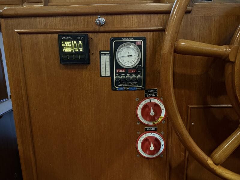1991 Grand Banks 42 Classic