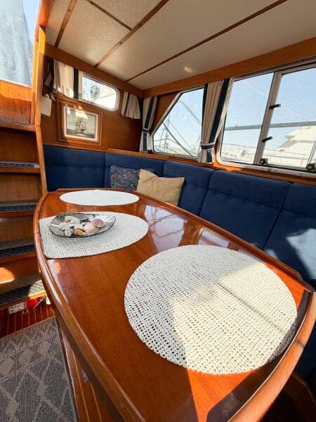 1986 Nauticat 40 Cutter Ketch Pilothouse