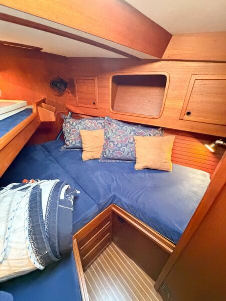 1986 Nauticat 40 Cutter Ketch Pilothouse