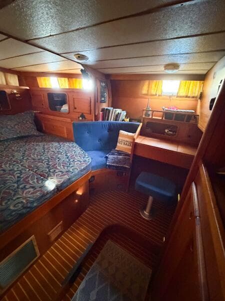 1986 Nauticat 40 Cutter Ketch Pilothouse