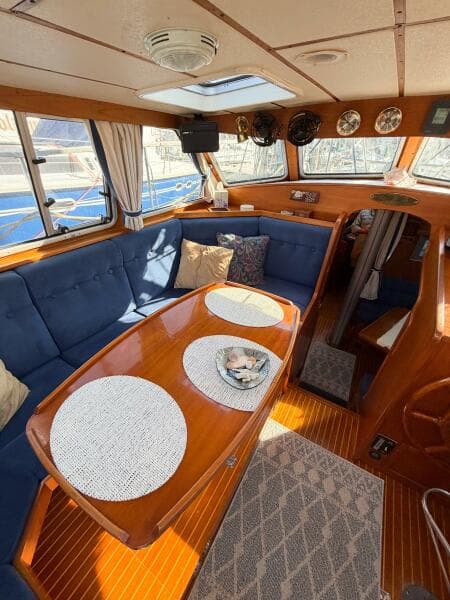 1986 Nauticat 40 Cutter Ketch Pilothouse