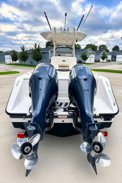 2017 Pursuit C 260 Center Console
