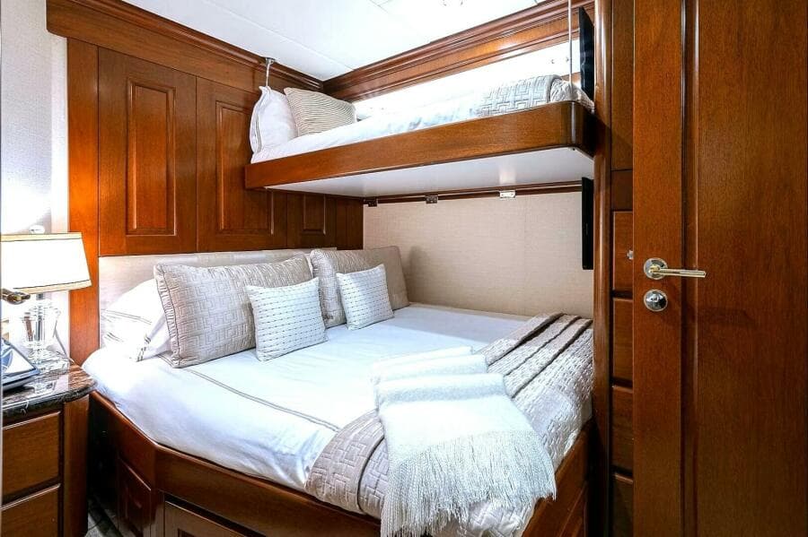 2000 Christensen Raised Pilothouse MY