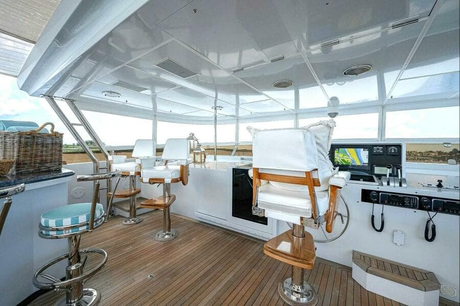 2000 Christensen Raised Pilothouse MY