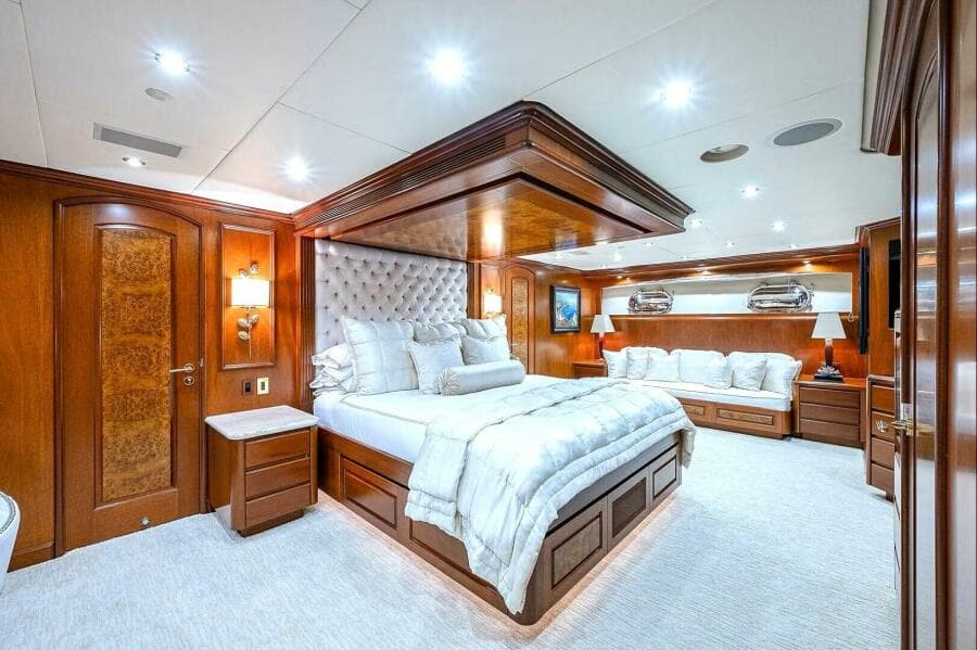 2000 Christensen Raised Pilothouse MY