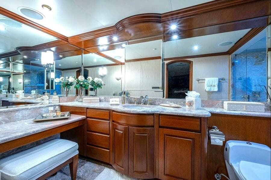 2000 Christensen Raised Pilothouse MY