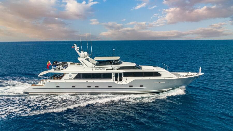 1997 Broward Raised Pilothouse