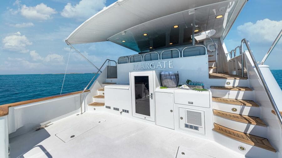 1997 Broward Raised Pilothouse